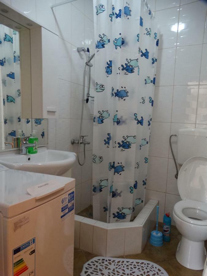 Green Line Guesthouse Бар Экстерьер фото