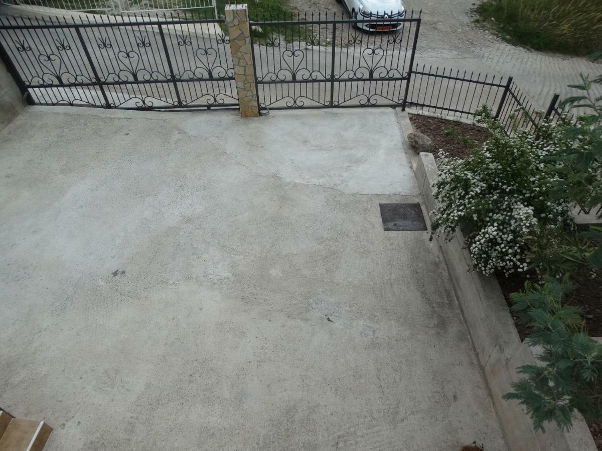 Green Line Guesthouse Бар Экстерьер фото