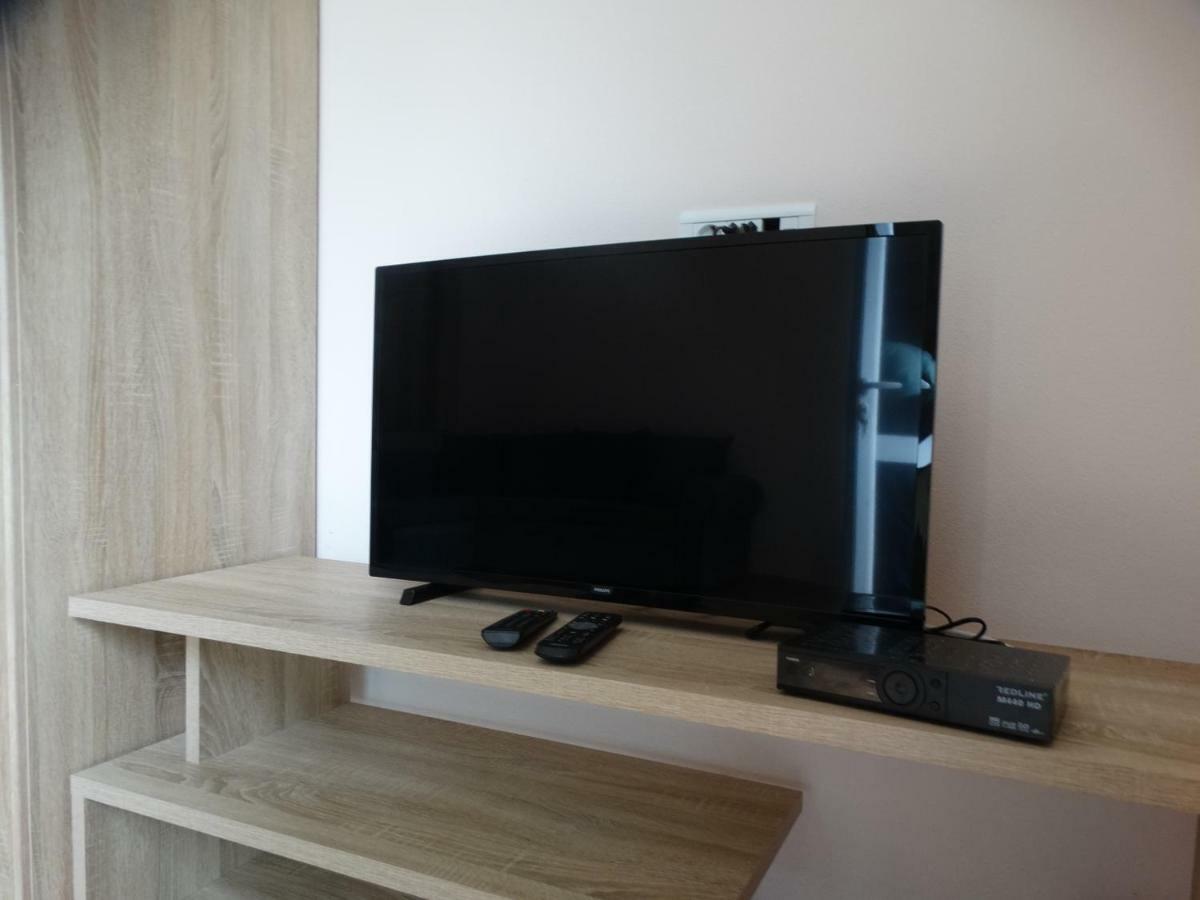 Green Line Guesthouse Бар Экстерьер фото